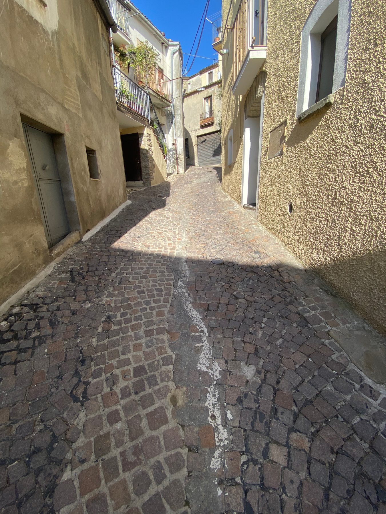 Via Cavour prima dell'intervento &mdash; 5