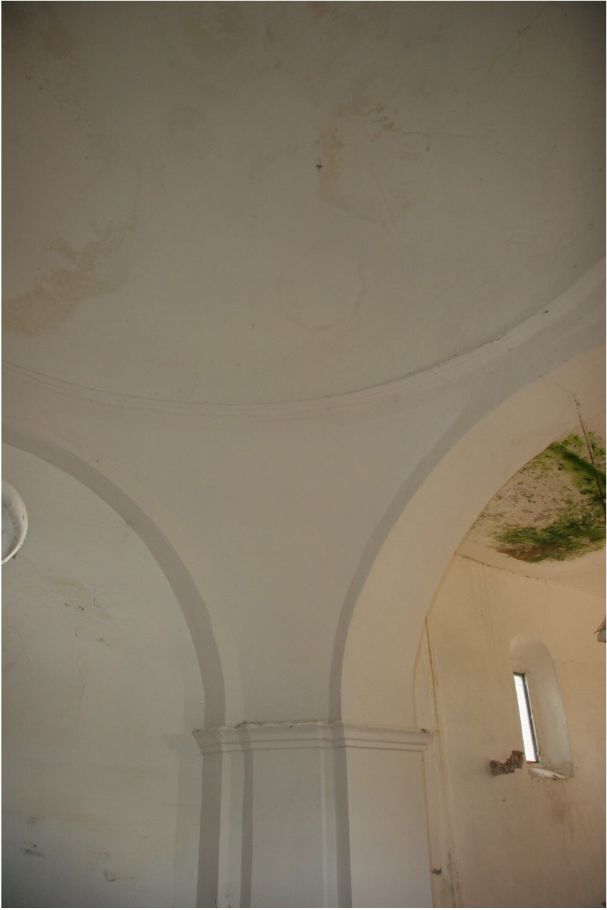 Interno prima dell'intervento, vista 2