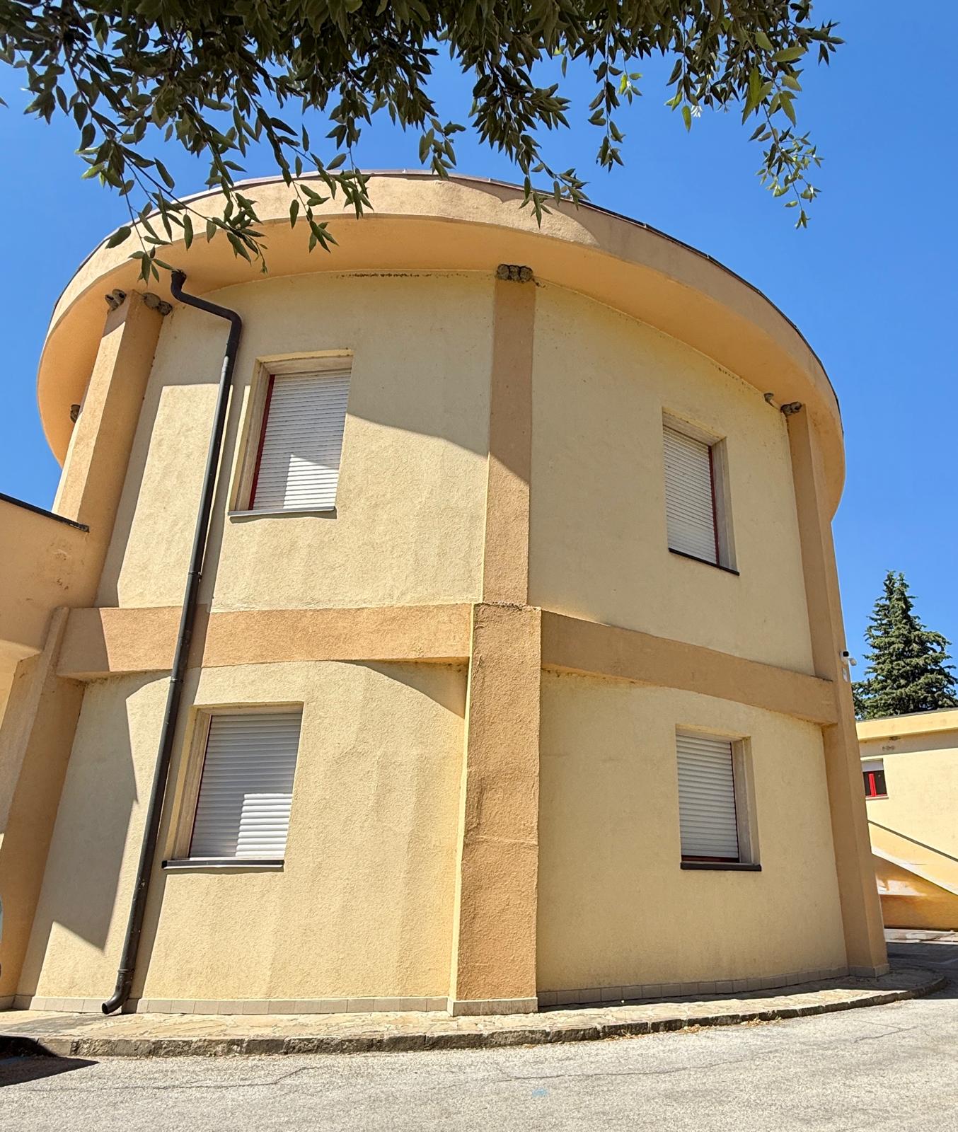 Municipio di Pietrapertosa dopo l&rsquo;intervento &mdash; torre cilindrica