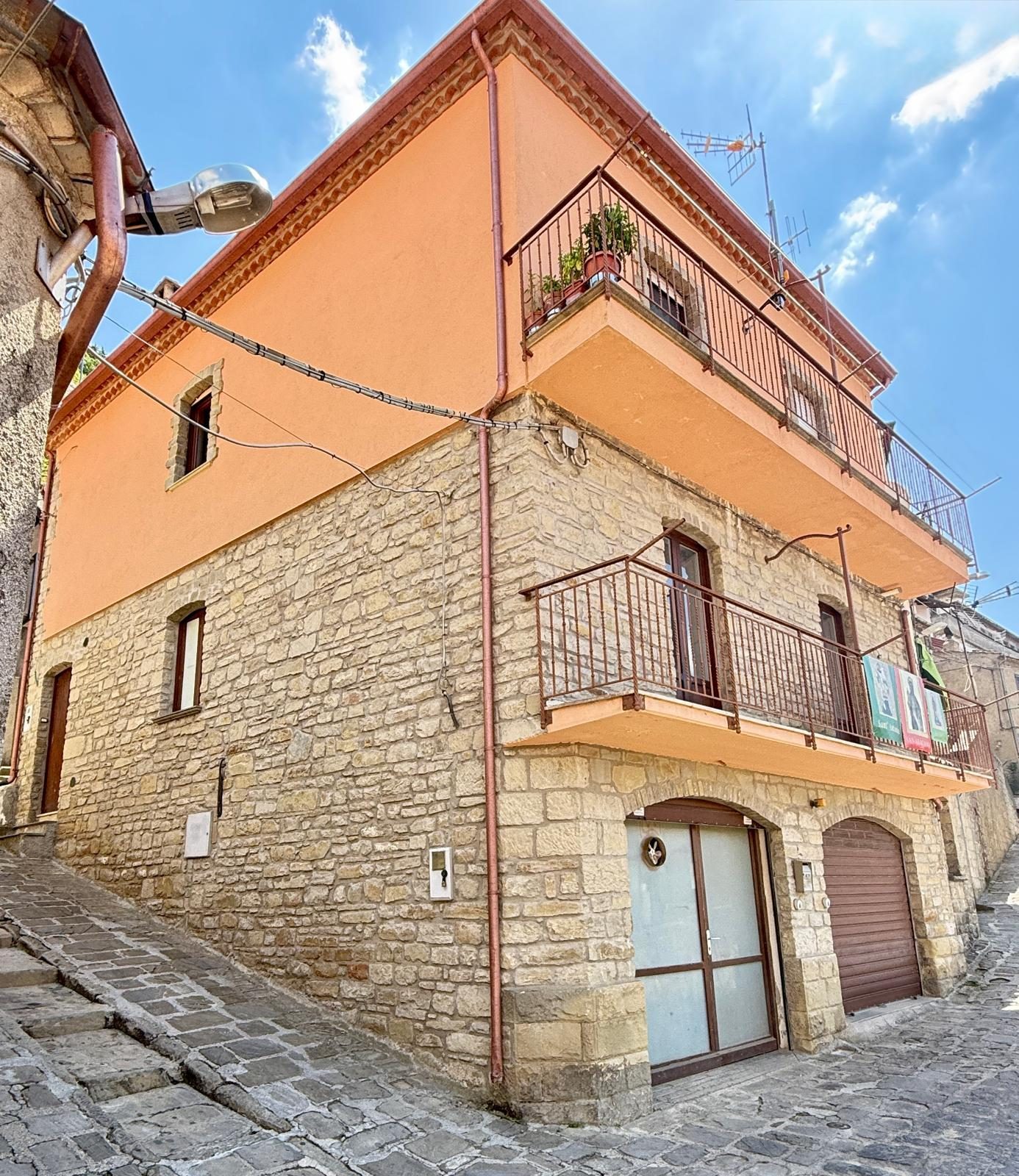 Fabbricato Via Umberto I dopo l'intervento, facciata nord-ovest