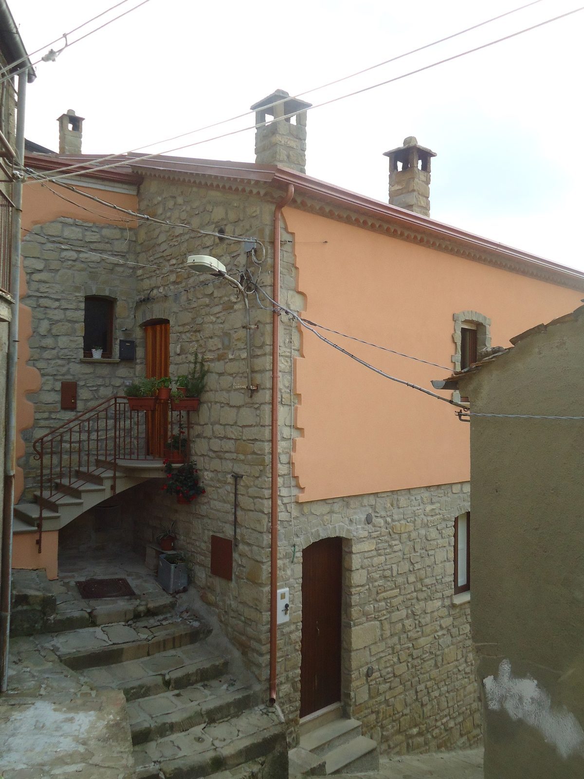 Fabbricato Via Umberto I dopo l'intervento, facciata ovest